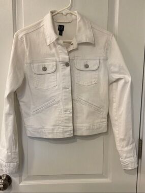 GAP White Denim Jean Jacket